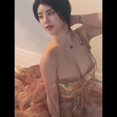 로빈(ro_bbin123) 촬영하다 훌렁 벗겨진 어깨끈