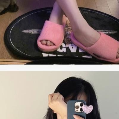 몸매 작살나는 2000년생 유부녀