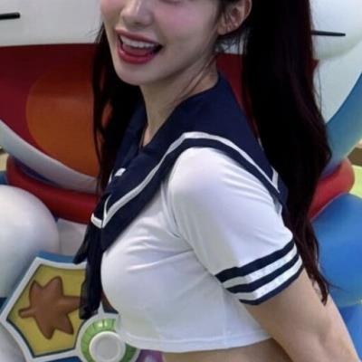 세라복 입은 이다혜 치어리더 ㅗㅜㅑ