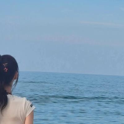 겨우디 휴양지 흰팬츠 수준