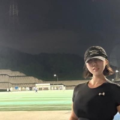 얼굴이 궁금한 육덕의 그녀